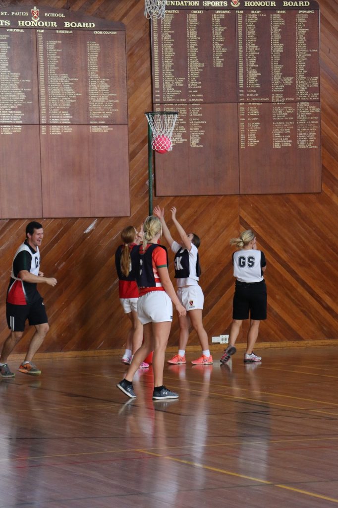 Staff v students netball (2)